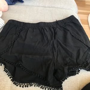 Barely worn Express shorts Size S black